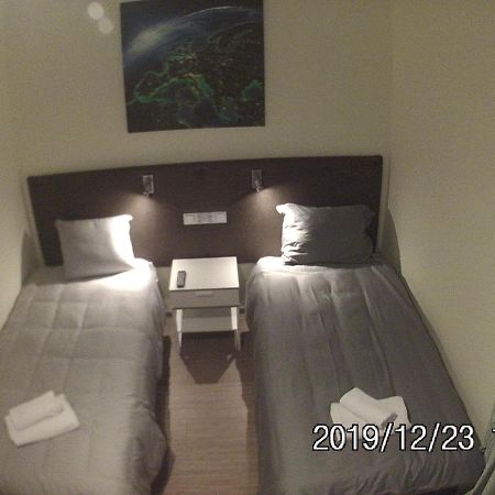 Rent0Nline Brwinow Rooms Εξωτερικό φωτογραφία