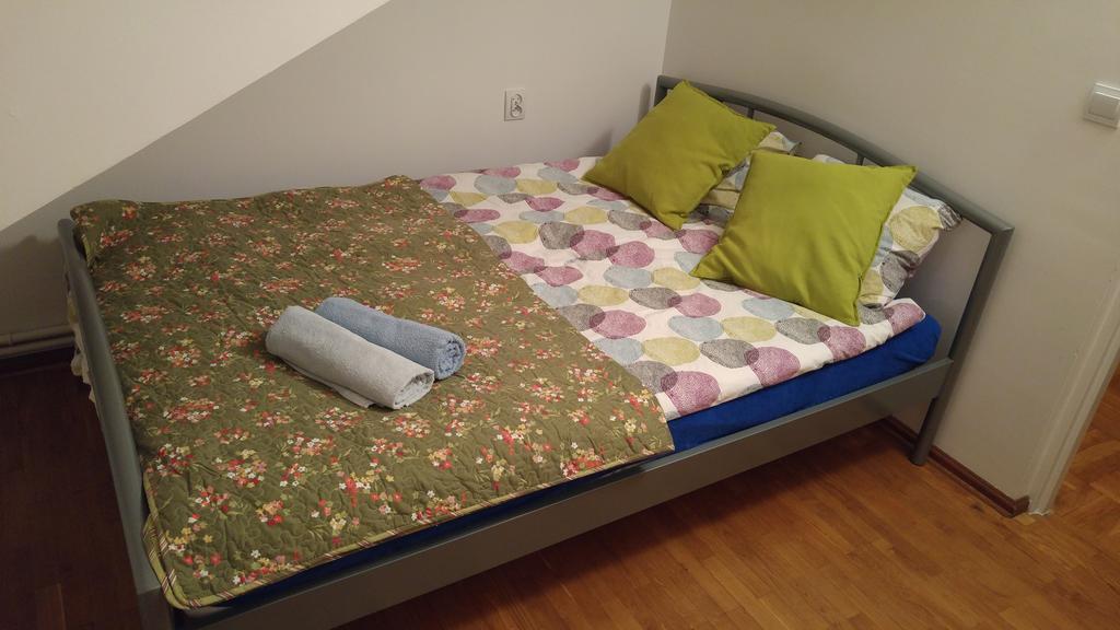 Rent0Nline Brwinow Rooms Εξωτερικό φωτογραφία