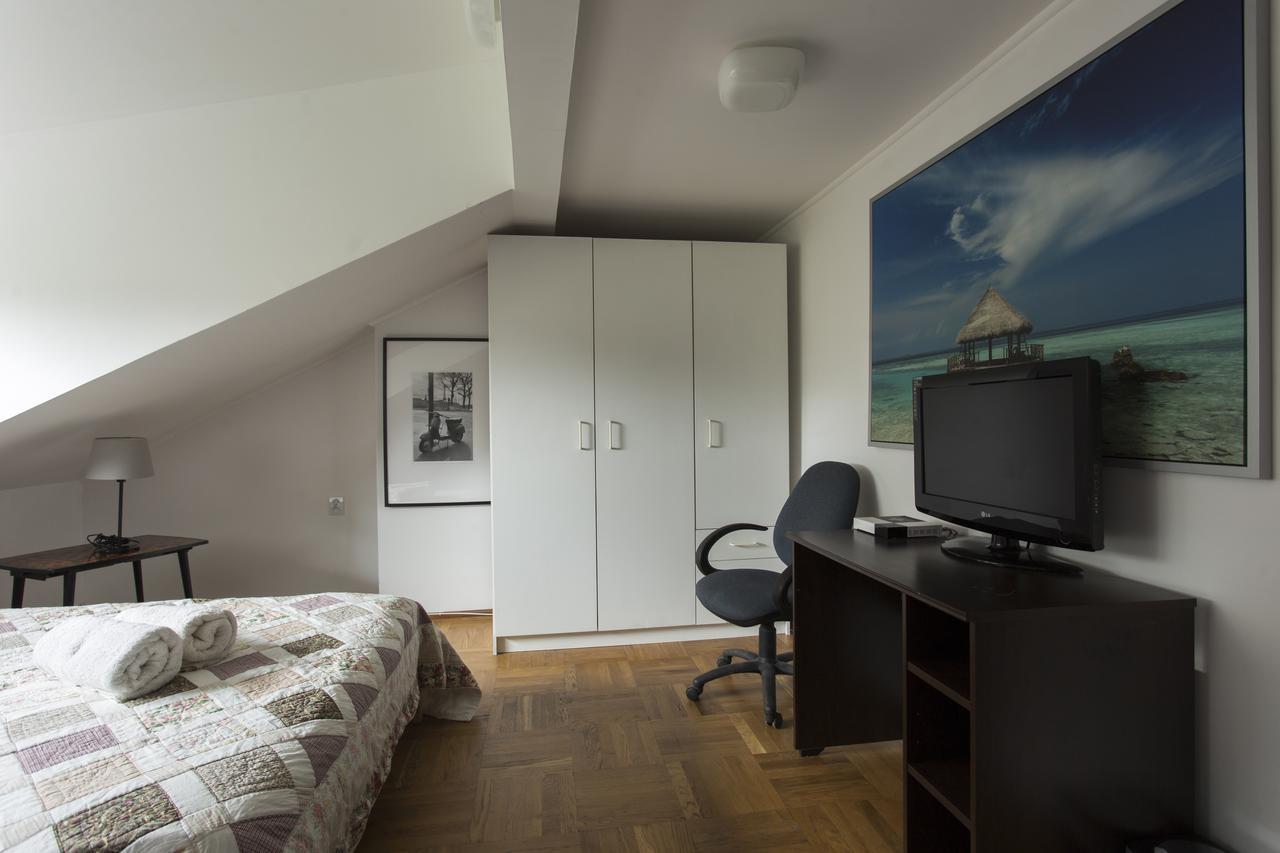 Rent0Nline Brwinow Rooms Εξωτερικό φωτογραφία